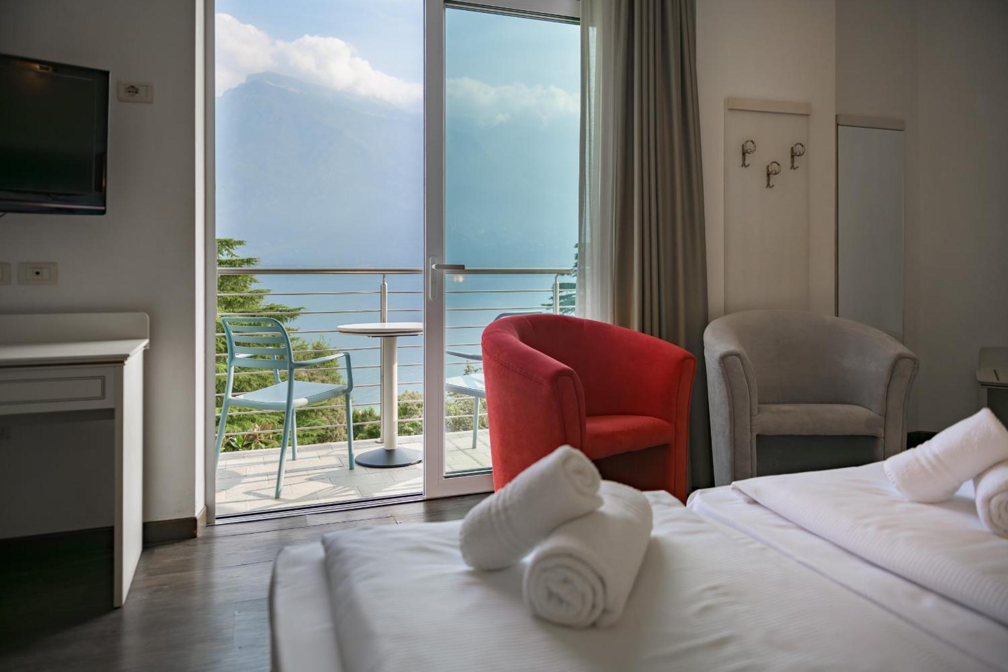 Hotel Sogno Del Benaco Limone sul Garda Exterior photo